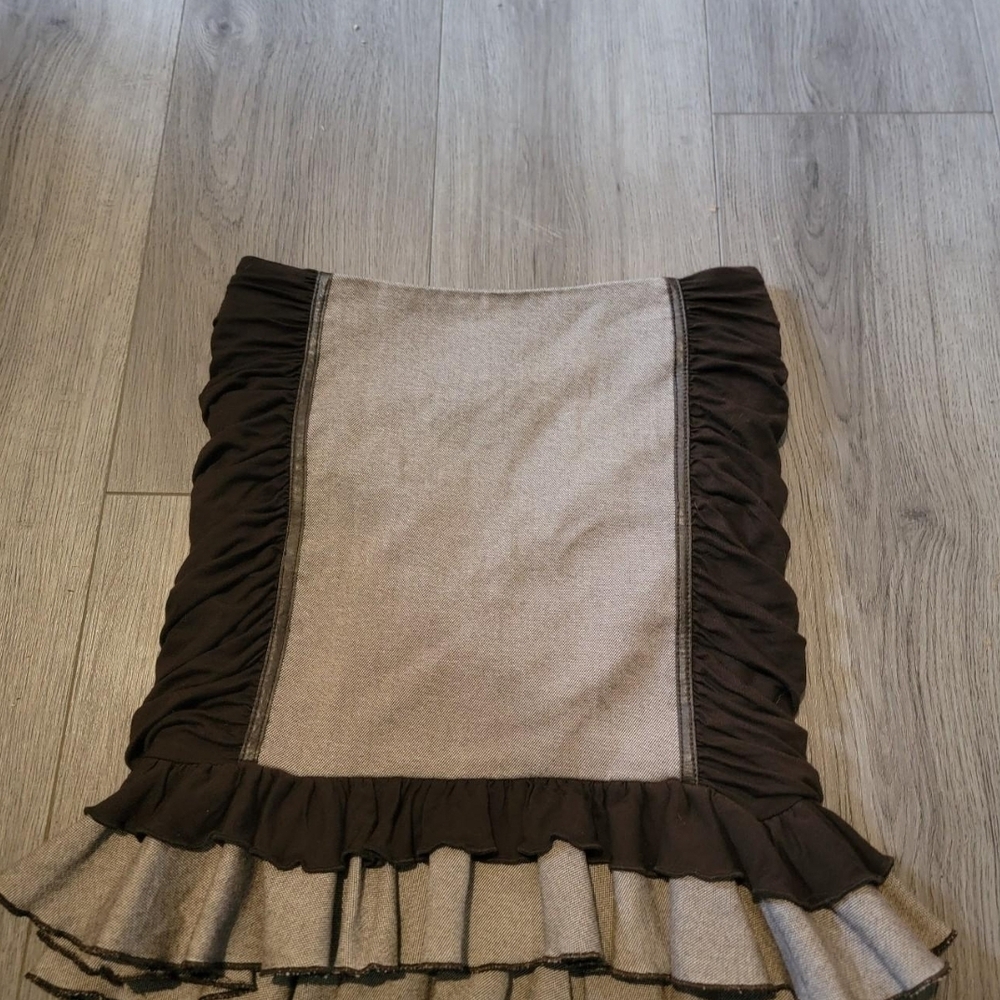 Elegant Black and Gray Ruffled Skirt